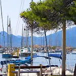 Le Miramar-2 By Interhome