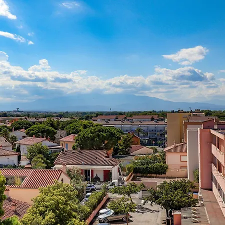 Apartamento Le Miramar-2 By Interhome